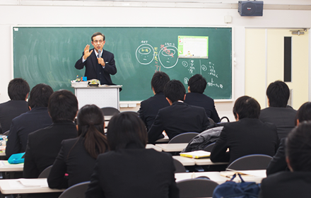 学内ダブルスクール