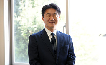 准教授 髙野 雅巳