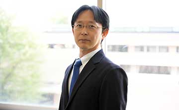 准教授 八島 隆之