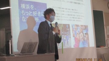 【国際経営学部】スポーツビジネス論にてスポーツビジネスの現場を学ぶ講義の実施