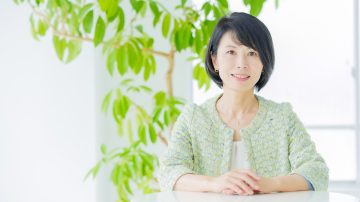 【国際経営学部】林先生が日経クロスウーマンのインタビューを受けました 
