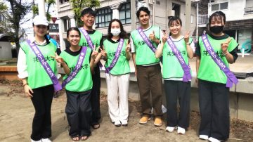 【地域協力】春日部駅西口周辺「クリーンアップウォーキング」に共栄大学の留学生が参加